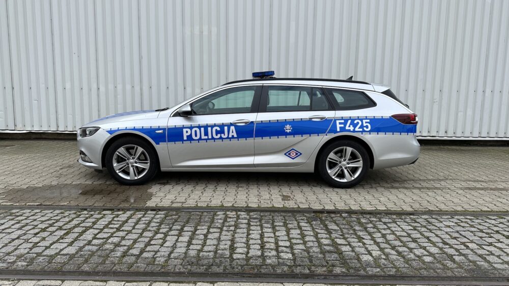 Polizei Streifenwagen Opel Insignia, Polen Policja