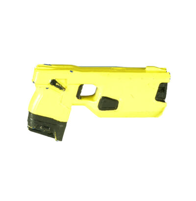 LEON Actionteam | Vermietung von Polizei Equipment, Uniformen · Taser, Elektroschocker mieten